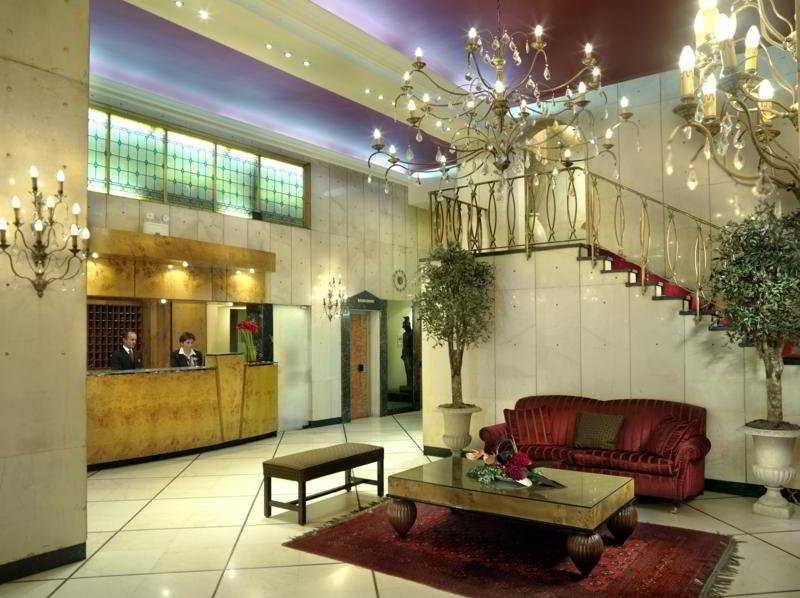 Best Western Esperia Palace Hotel 雅典 内观 照片